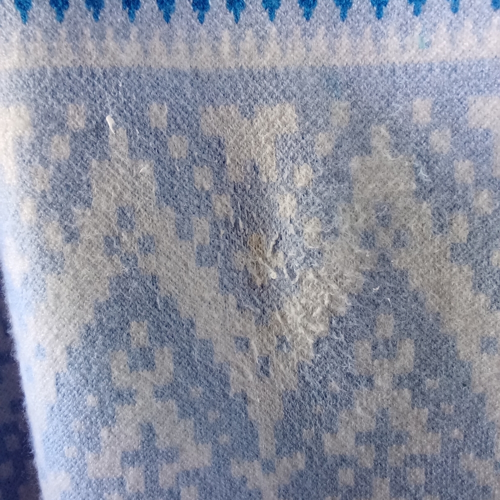 Tahari EUC Womens Sz 2X Nordic Patterned Sweater Blue White See Callout - Picture 6 of 6